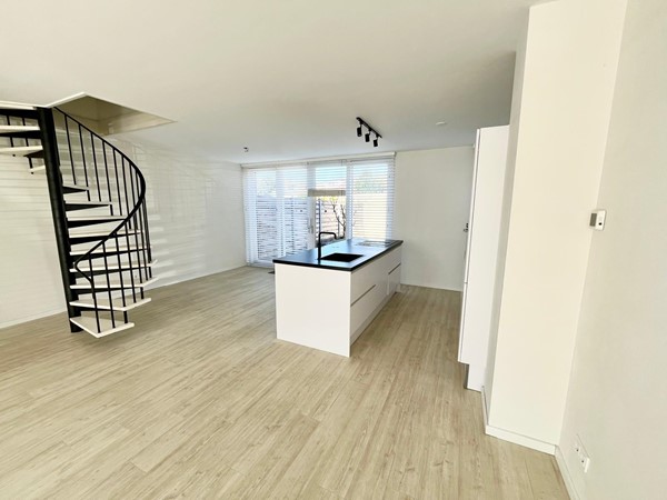 Medium property photo - Bernadottelaan, 2037 GR Haarlem